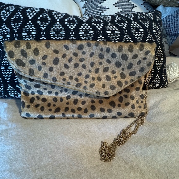 Leopard Print Clutch Bag with Chain Strap - Picture 1 of 3